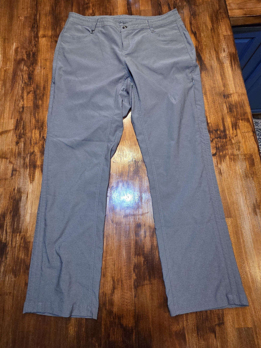 Kulh Trekr Women's Hiking pant/ convertible Capri Pants Stright Grey Sz 12